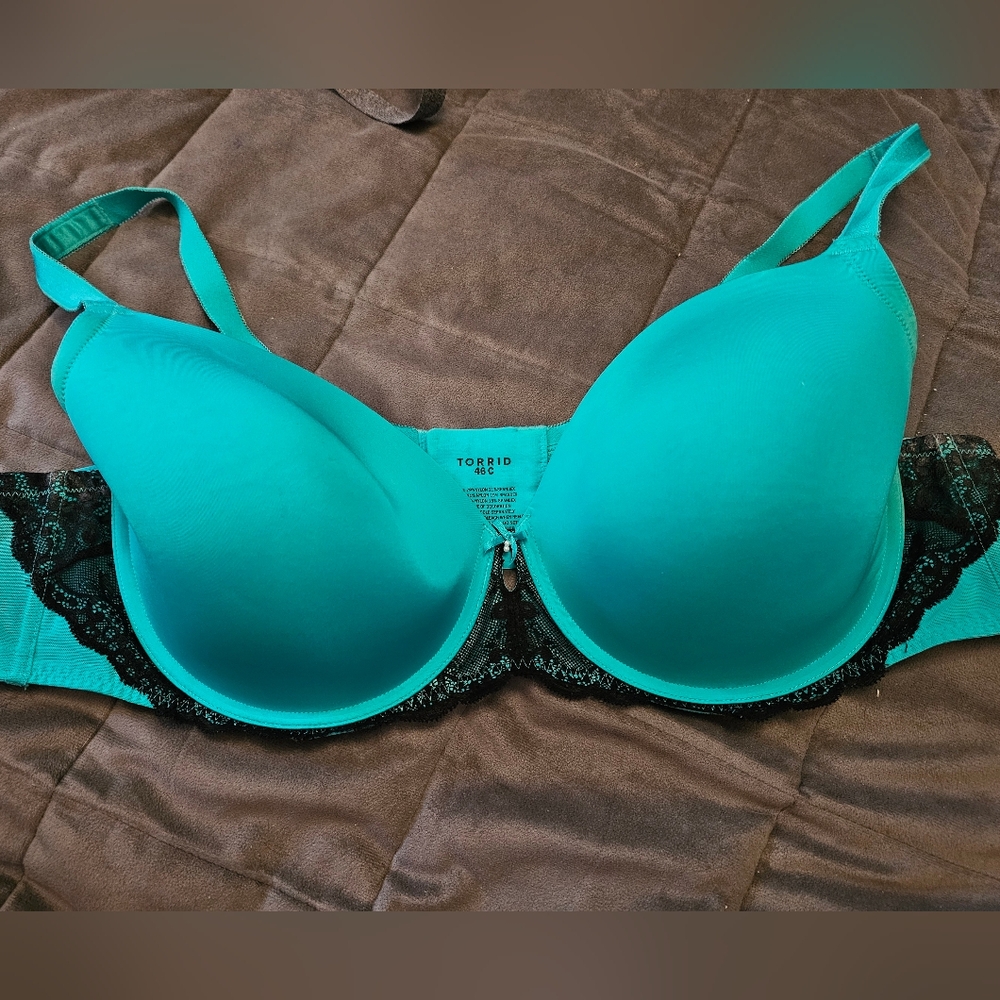 Torrid Teal Sexy T-Shirt Balconette 46C